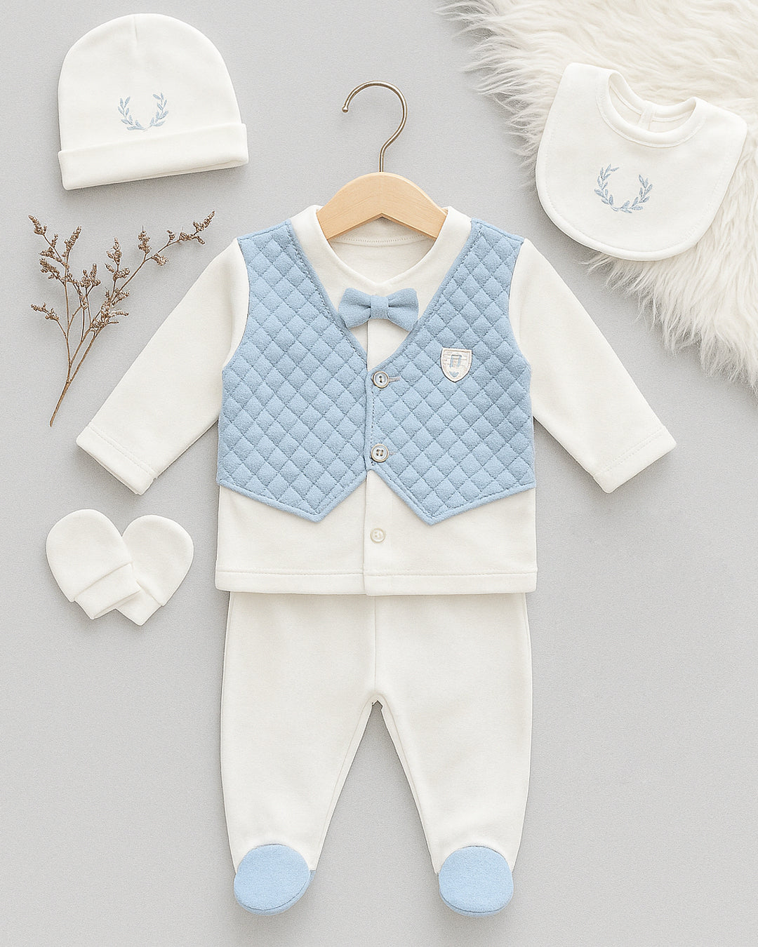 طقم فخم للأولاد من 5 قطع بتصميم راقي