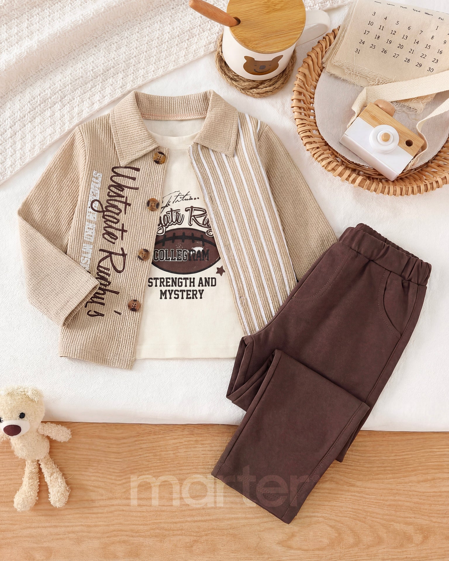 طقم أنيق للأولاد من 3 قطع جميلة