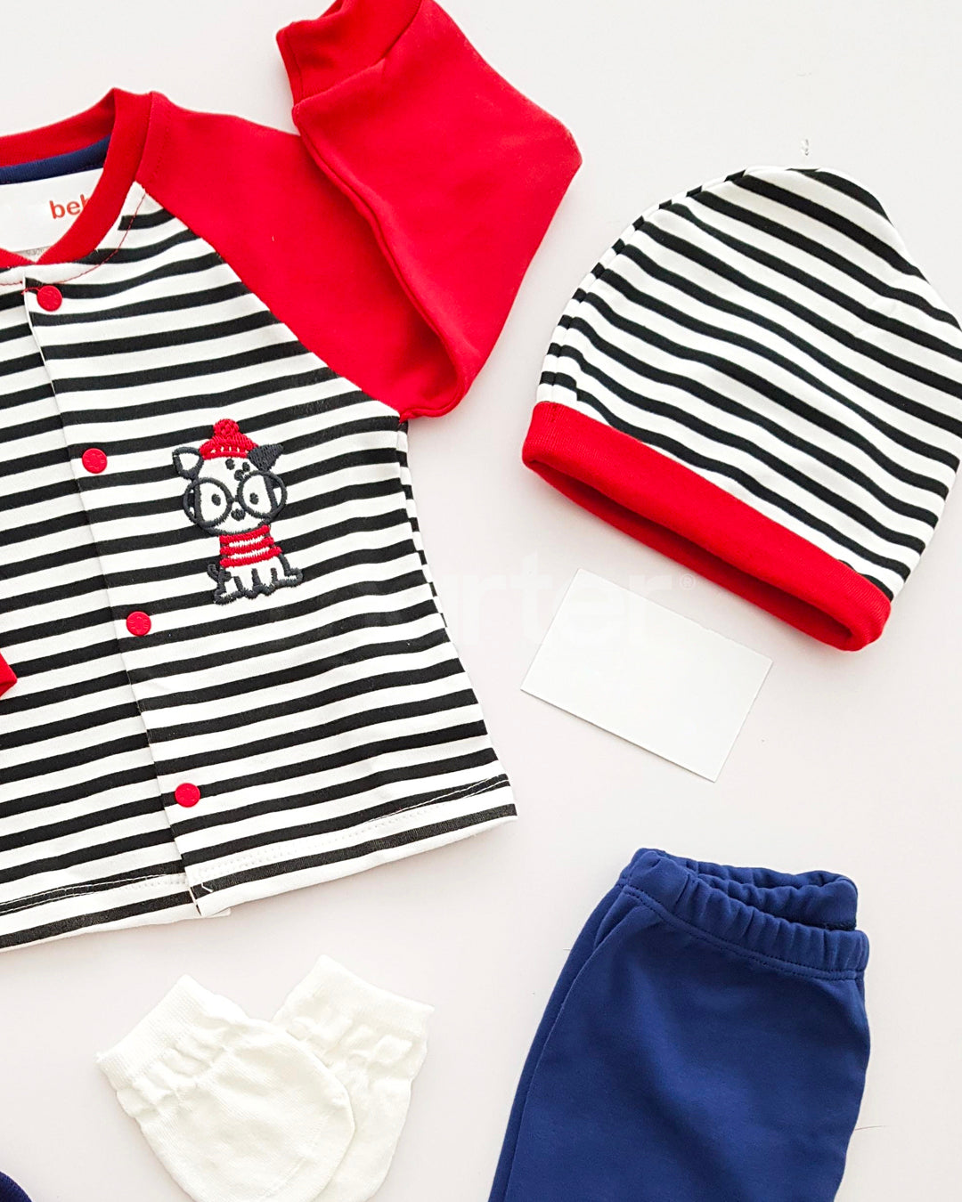 طقم أنيق للمواليد الجدد بـ5 قطع