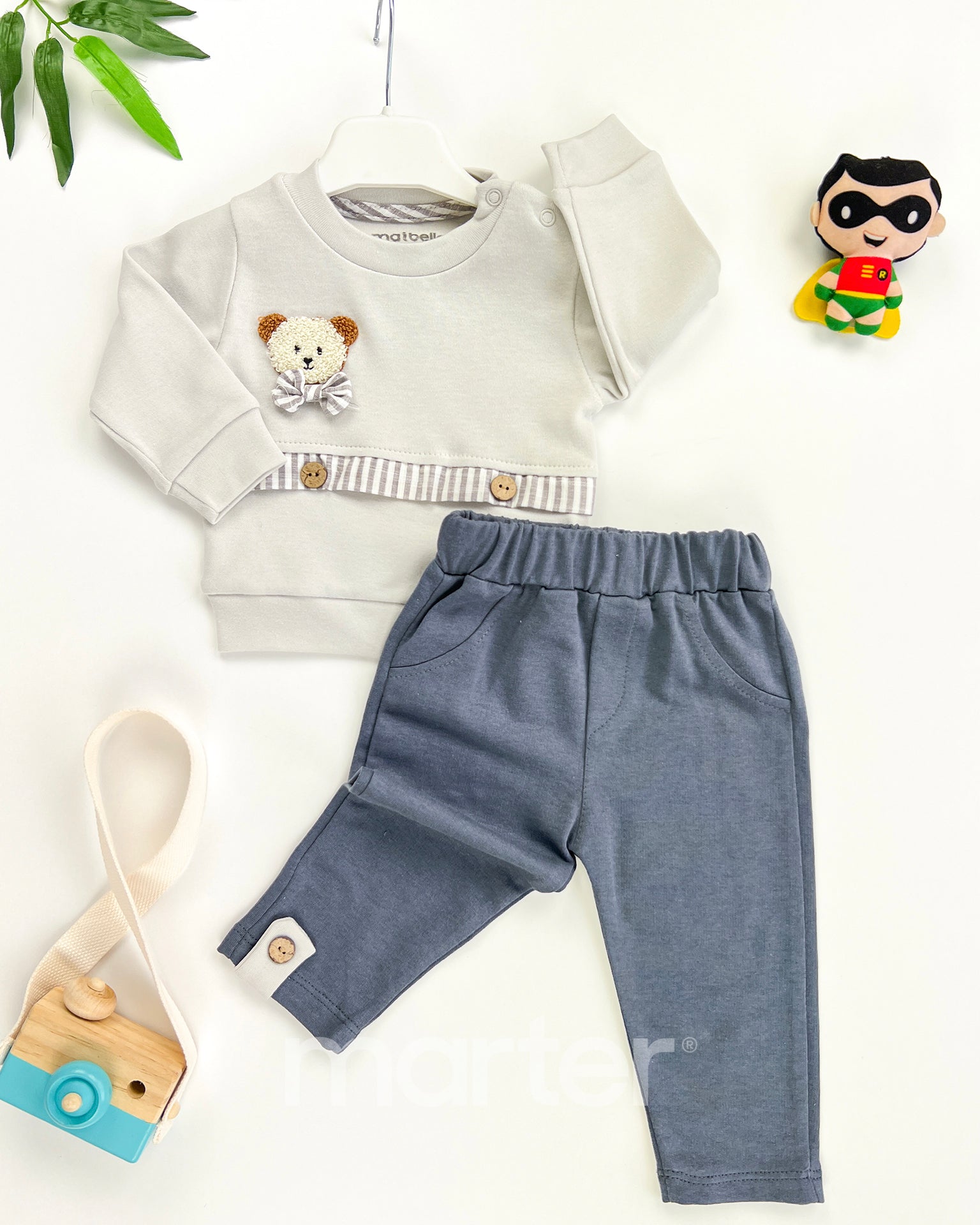 طقم أنيق للأولاد من 2 قطع جميلة