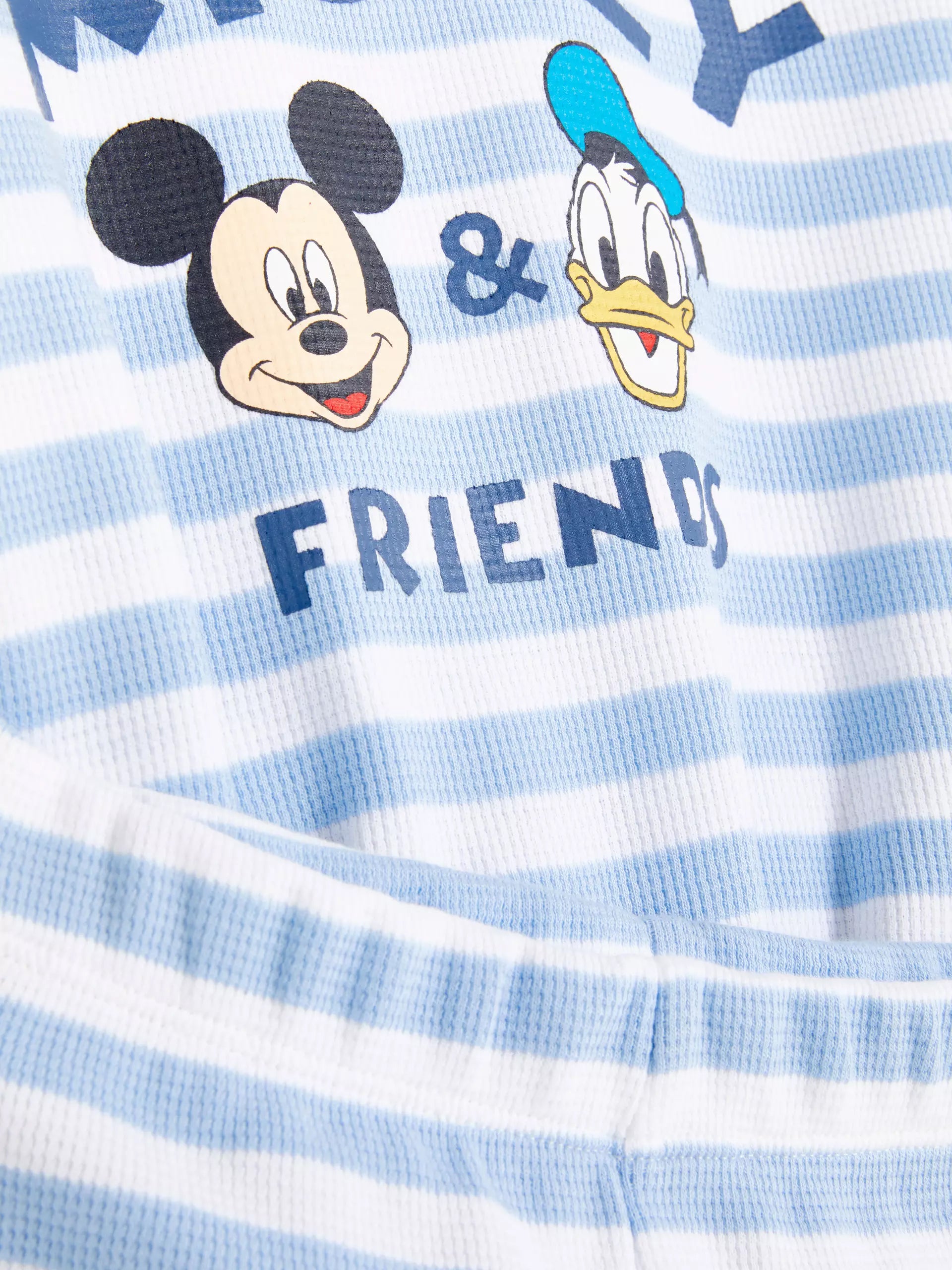 طقم ميكي ماوس صيفي رائع للأولاد بتصميم كيوت من 2 قطع