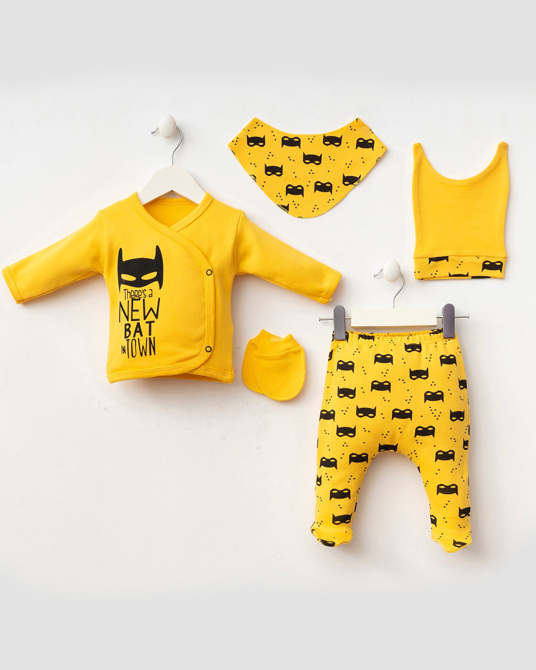 طقم باتمان للمواليد الجدد بـ5 قطع