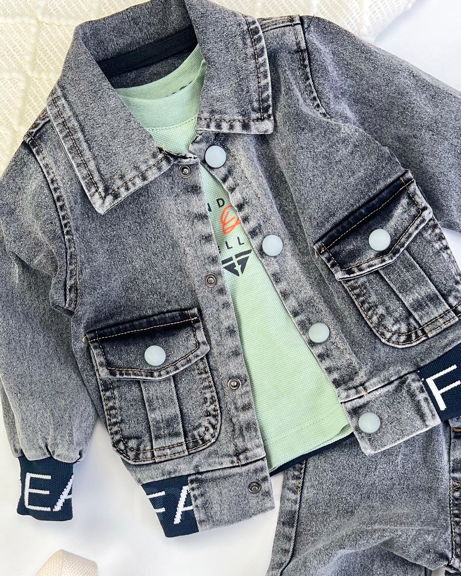 طقم جينز فخم للأولاد من 3 قطع فاخرة