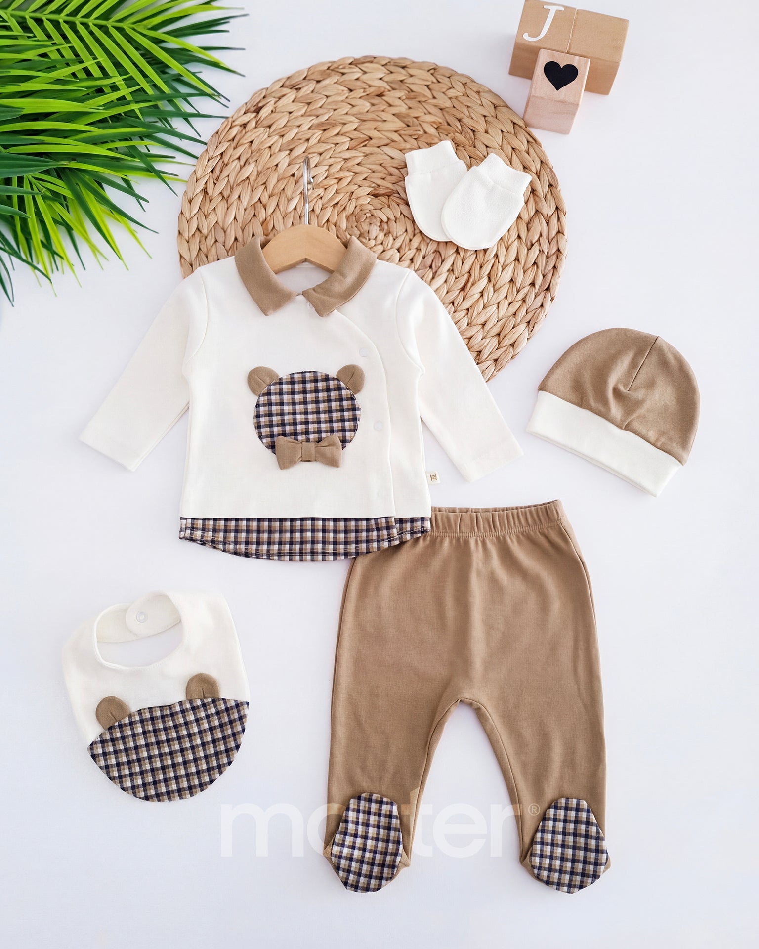 طقم مريح وفخم للمواليد الجدد بـ5 قطع