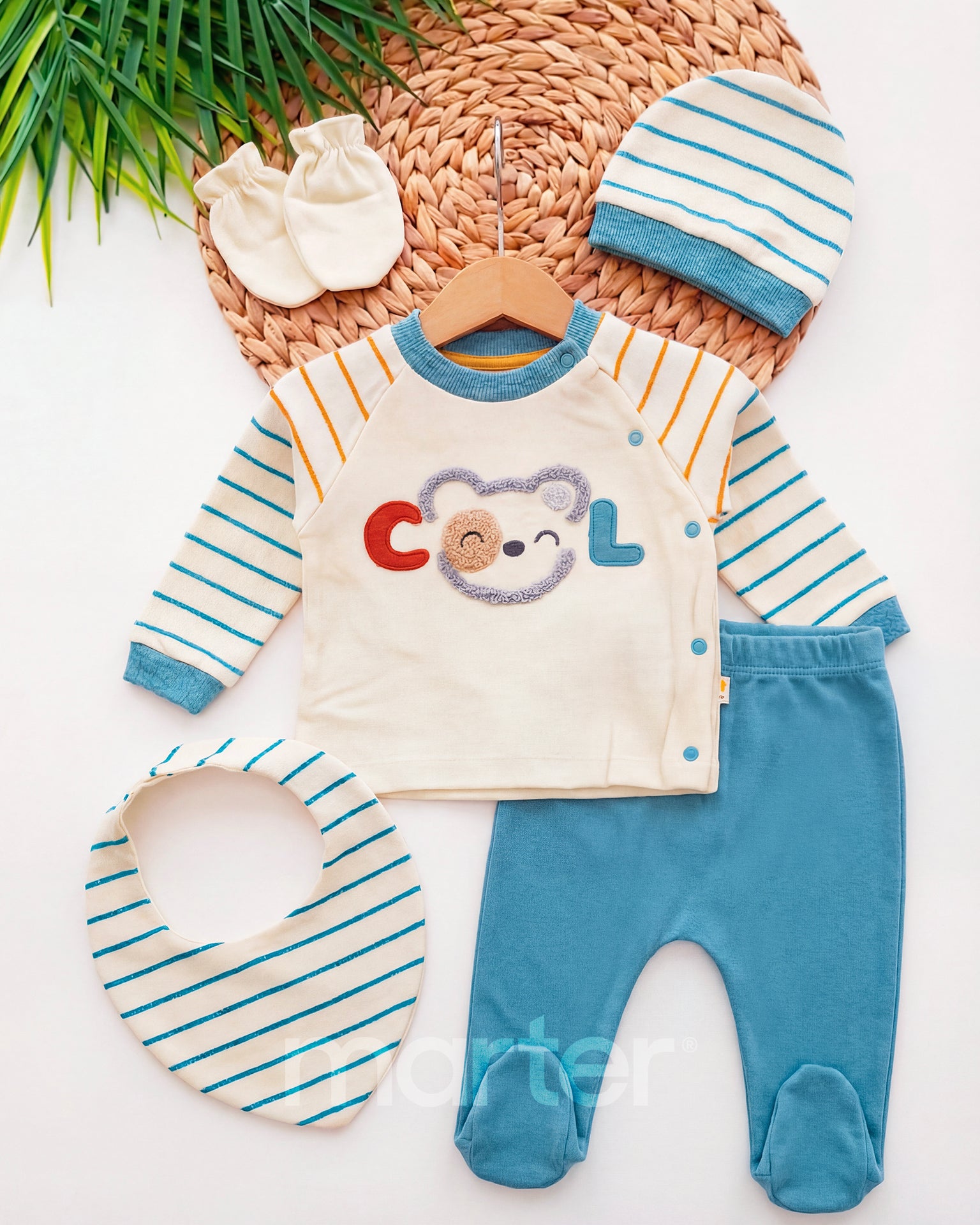 طقم ناعم و أنيق للأولاد حديثي الولادة من 5 قطع