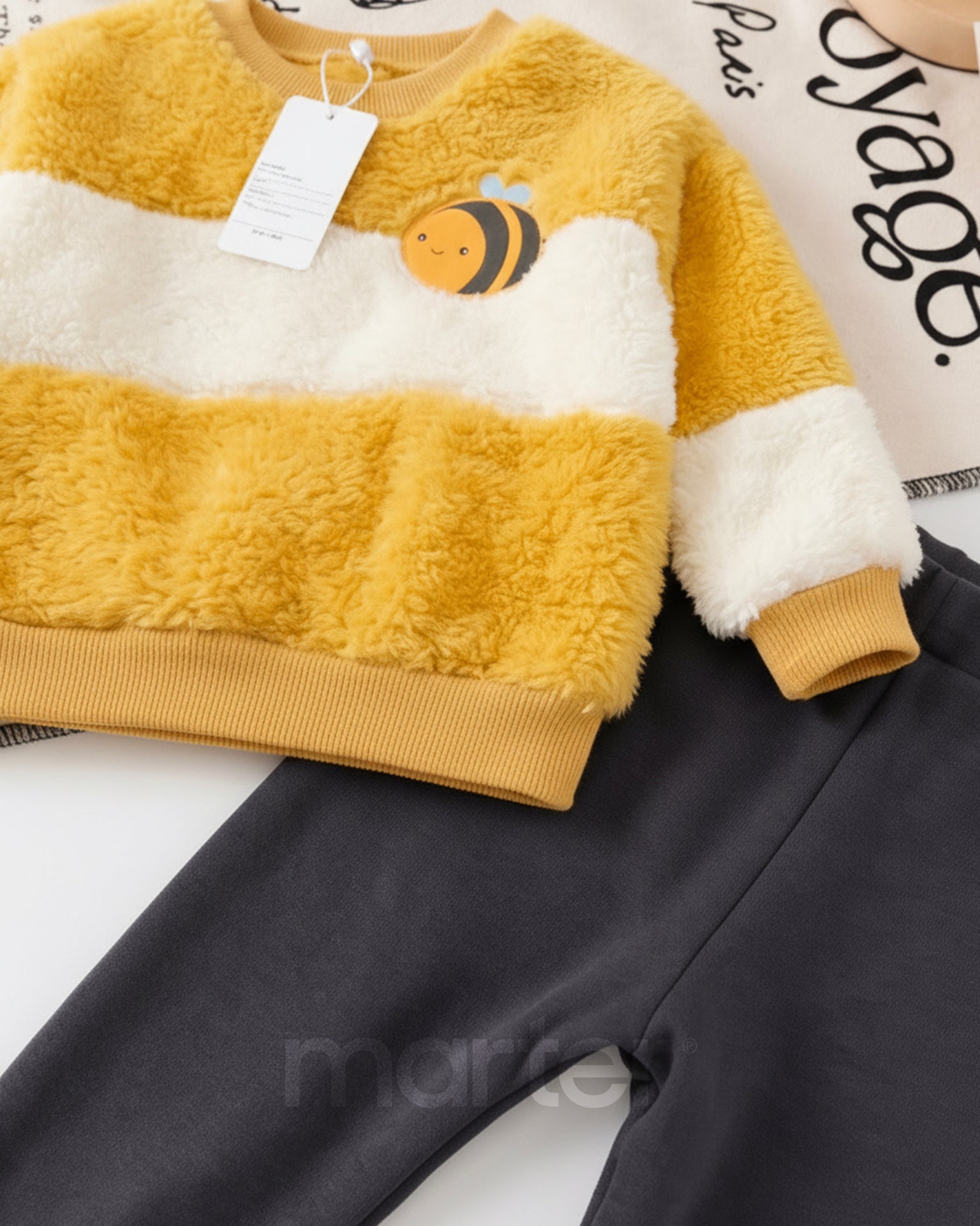 طقم كيوت للبنات و الأولاد من 2 قطع