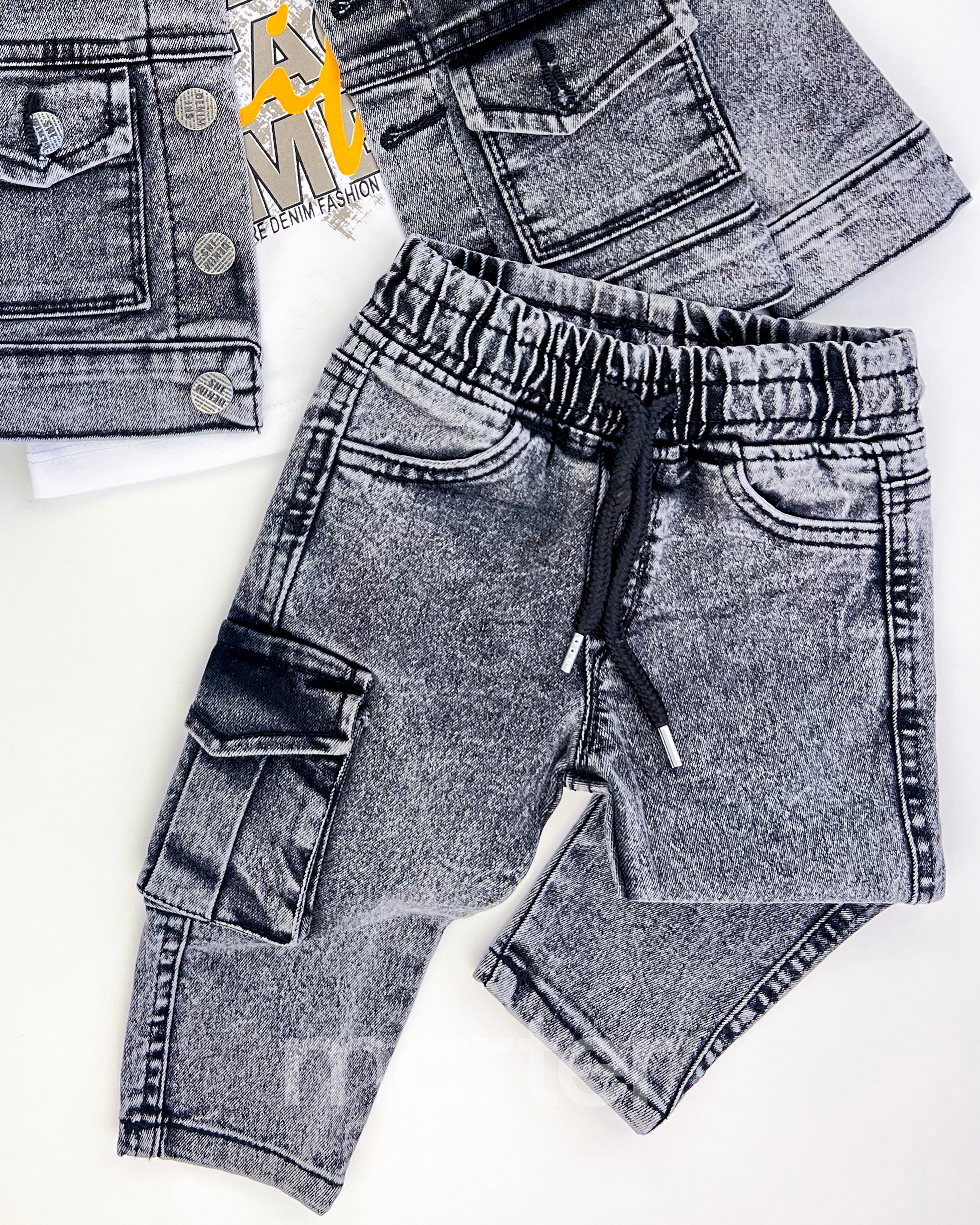 طقم فخم للأولاد من 3 قطع فاخرة