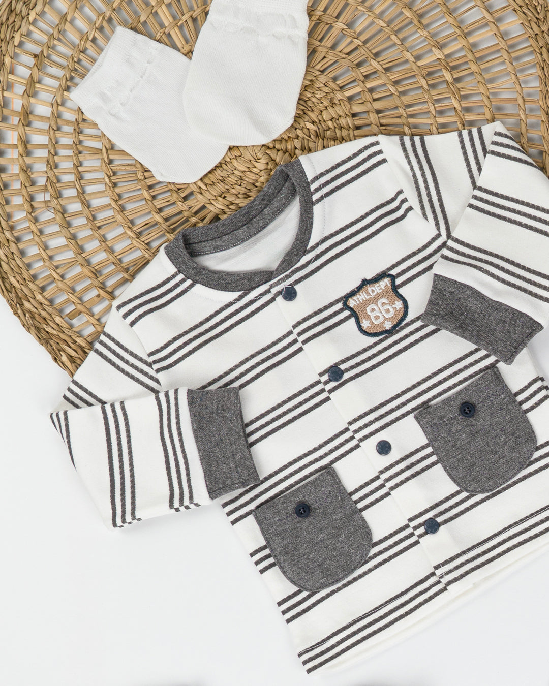 طقم مريح وفخم للمواليد الجدد بـ5 قطع