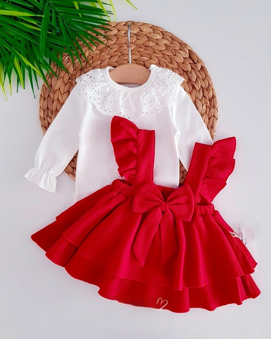 فستان أنيق بتصميم فخم ولمسات راقية لجميع المناسبات