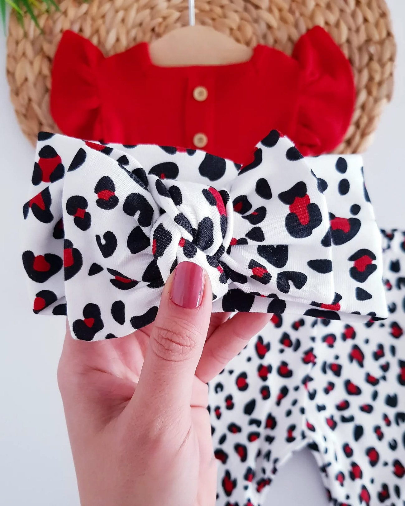 طقم صيفي كيوت للبنات بلمسات أنيقة